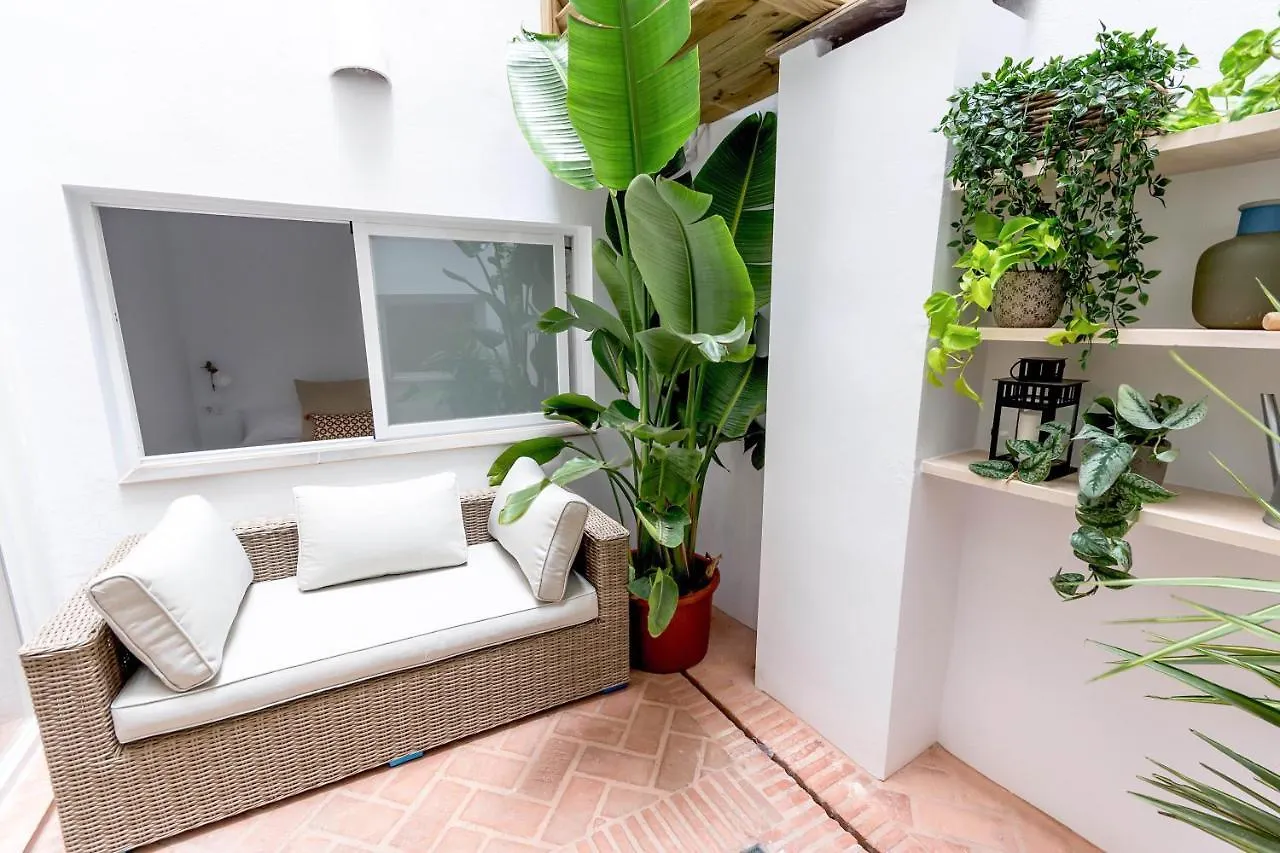 Bhost-Plaza De Las Flores Malaga Apartment